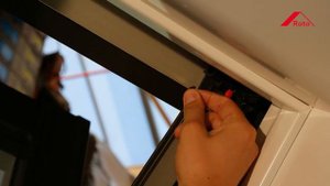 После монтажная разблокировка окна - Верхнеподвесное панорамное окно Roto WDF R8