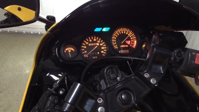 Кавасаки ZZR-400 2001 год