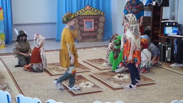 Рождественские "Колядки" в детском саду, старшая группа.