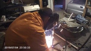 стойка для светильника в гараж своими руками