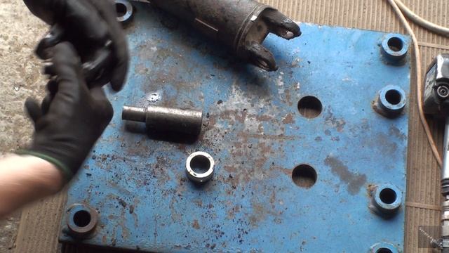 ЗАМЕНА КРЕСТОВИНЫ ВАЗ 2106 (КЛАССИКА) смотреть онлайн