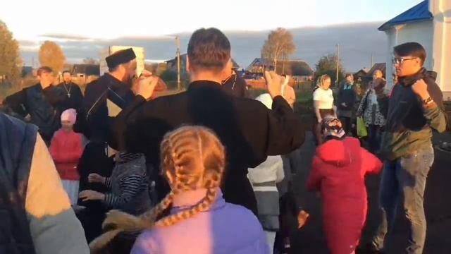Занятия Отцы и дети на открытии храма в Соликамске