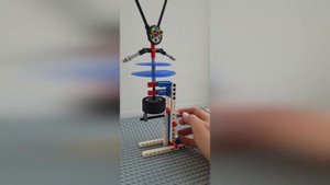 Танцующая балерина из Лего