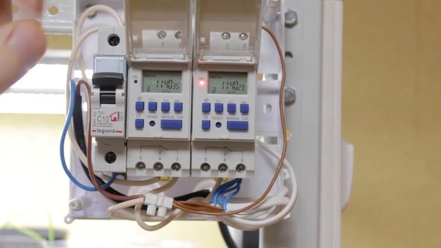 Настройка и подключение реле времени для автоматического полива и освещения сити фермы смотреть онлайн