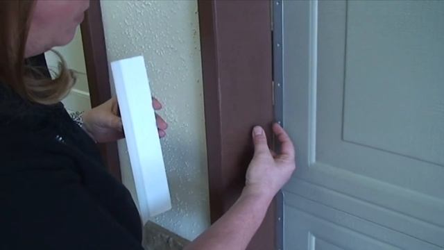 DIY - Garage Door Perimeter Seal - Keeps Bugs, Debris and Cold out! смотреть онлайн