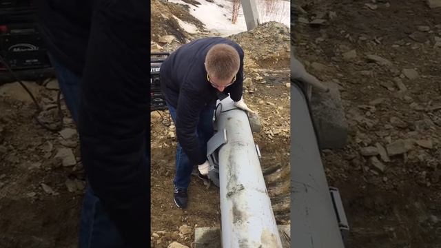 Демонтаж трубы 273*8мм труборезом Exact 280E смотреть онлайн