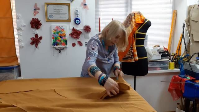 Как покроить платье по косой из льняной ткани.