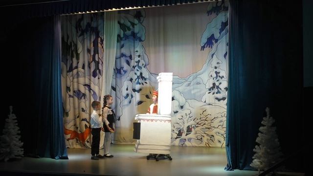 Новогодний спектакль "Новогодние приключения Маши и Вити"