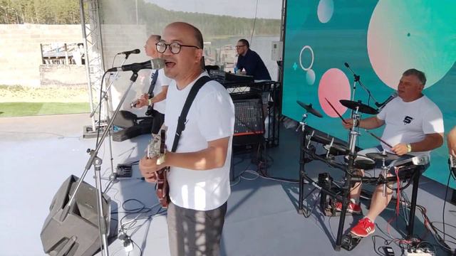 Пятый угол - Alice! 😀🎸🎼 #smokie #alice #пятыйугол #дискавериборовое #караганда #казахстан смотреть онлайн