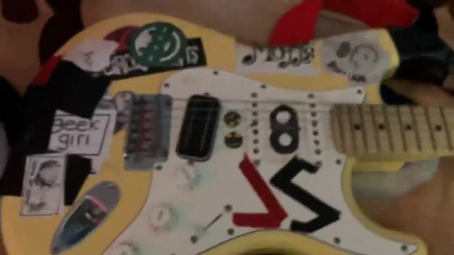 Fender Player Stratocaster Buttercream Modded смотреть онлайн