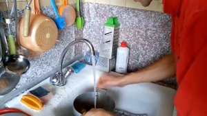 Как быстро почистить МЕЛКУЮ КАРТОШКУ без ножа