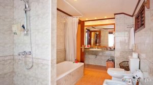 Royal Island Resort & Spa Maldives