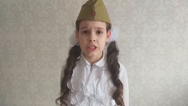 #однанавсехпобеда - На фотографии в газете