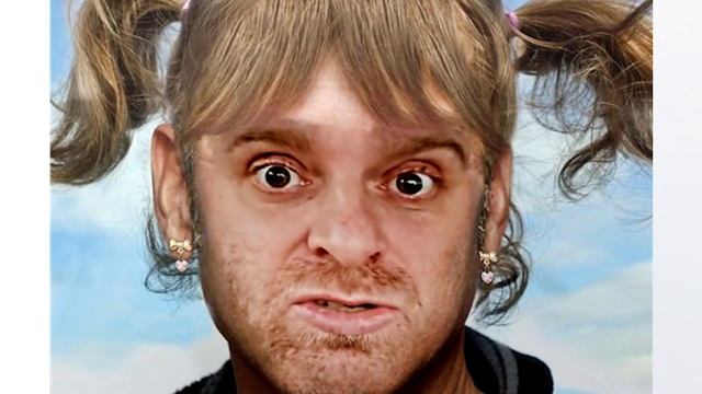 Подстригли В Барбер Шопе.