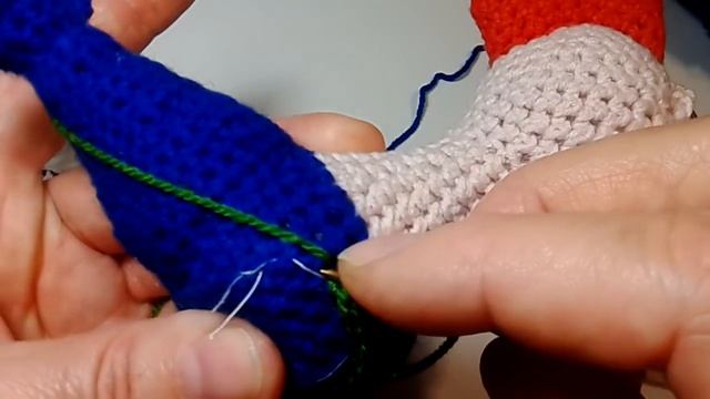 Как привязать деталь к основе. How to knit a detail to the base.