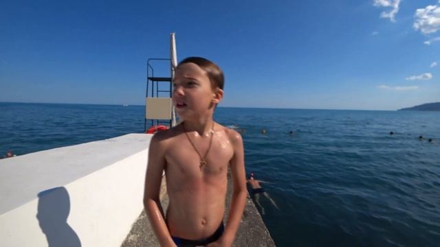 ЯЛТА СЕГОДНЯ Пляжи Гостиницы ИНТУРИСТ - 13 Beach Club ТИМАТИ - ЧАЙКА и АПЕЛЬСИН УЖАС от увиденного смотреть онлайн