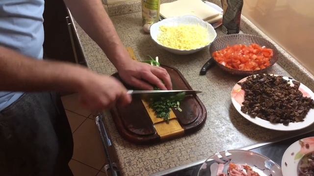 Вкуснейшая пицца с грибами. Рецепт!;)#готовка#рецепты#кулинария#боатскаякухня#еда#готовим