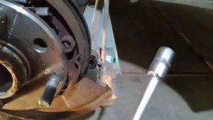 chevrolet epica замена колодок ручника