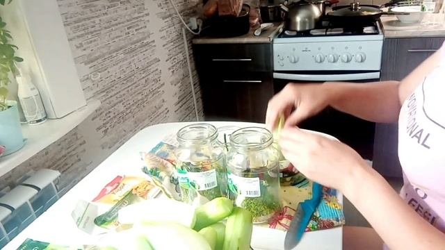 Рецепт маринованных огурцов с куркумой