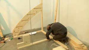 Видео сборки и установки лестницы К-005м Profi&Hobby