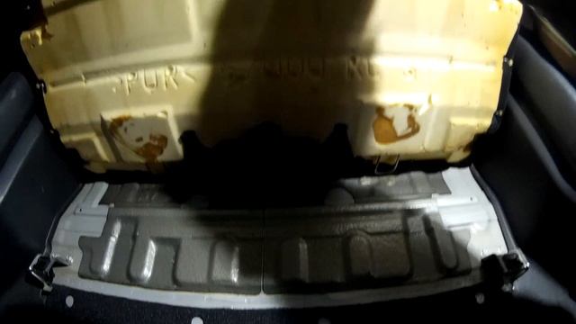 Как снять заднее сидение Suzuki Jimny JB43W. смотреть онлайн