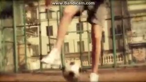 А я иду пинаю найками воздух (клип)