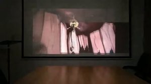 Светоотражающий экран проектор