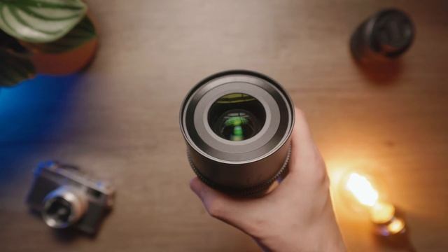 The Best Affordable Cinema Lens for the Canon R7 and C70 (7Artisans 25mm T/1.05 APS-C Cine Lens) смотреть онлайн