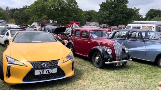 Taking my Ford Crown Victoria New York Taxi To Berkshire Motorshow