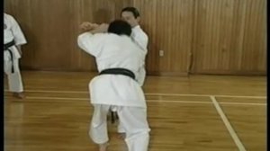 Каратэ Дзёсинмон. Бросковая техника Хосю Икэды.