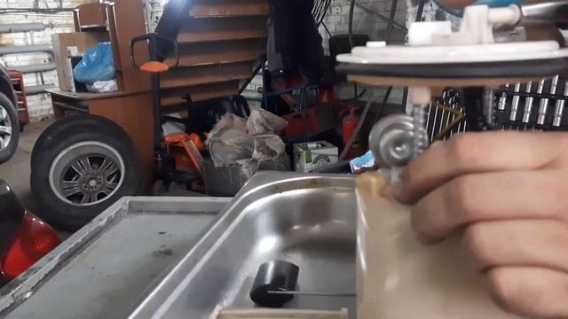 Hyundai Elantra - трудный запуск смотреть онлайн