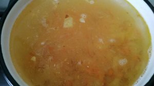 Луковый суп с плавленым сыром и грибами
