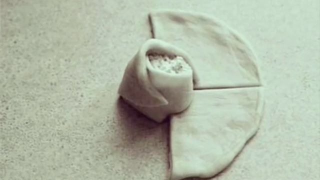 Дрожжевые сырные розочки своими руками