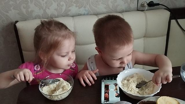 Наши двойняши