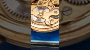 Старинные мужские золотые наручные часы Павел Буре. №483366