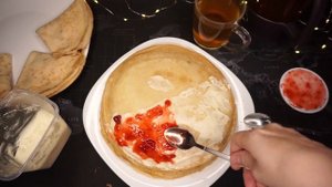 АСМР ИТИНГ на МАСЛЕНИЦУ ? БЛИНЫ, ПРИГОТОВЛЕНИЕ и НЯМ НЯМ || ASMR Eating Pancakes