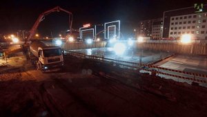 Заливка первой захватки фундаментной плиты в ночное время! 33 часа непрерывной работы!
