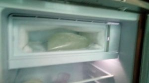 Как быстро разморозить холодильник?