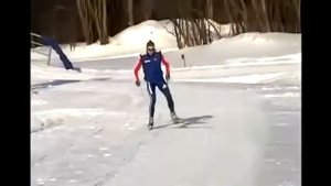 Одновременный полуконьковый ход на лыжах