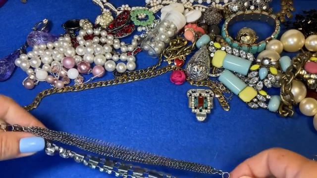 Продолжаем разбирать коробку с бижутерным ломом, Моё первое Этническое Украшение