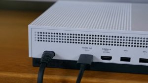Xbox One S Unboxing, Setup and Impressions