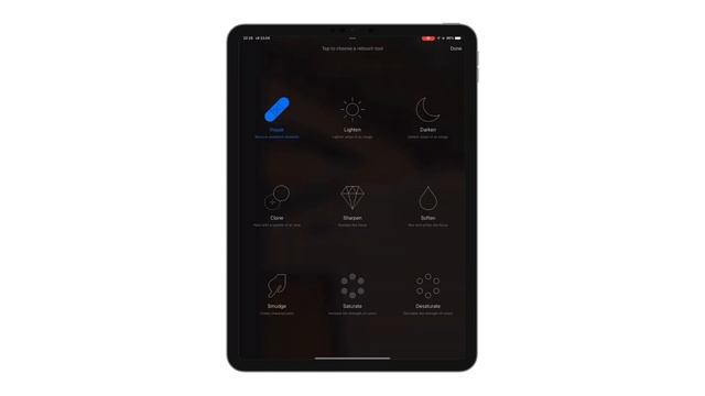 Photoshop on iPhone and iPad : remove objects from photos with Pixelmator смотреть онлайн