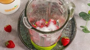 Молочный коктейль с клубникой без мороженого