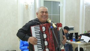 АККОРДЕОН менен ырдап салды Гул кармап колдорума