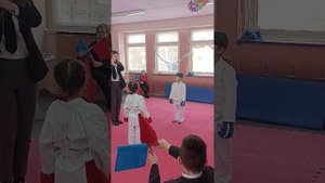 Каратэ wkf бьется за первое место девочки 6-7 лет, весовая категория 23 кг