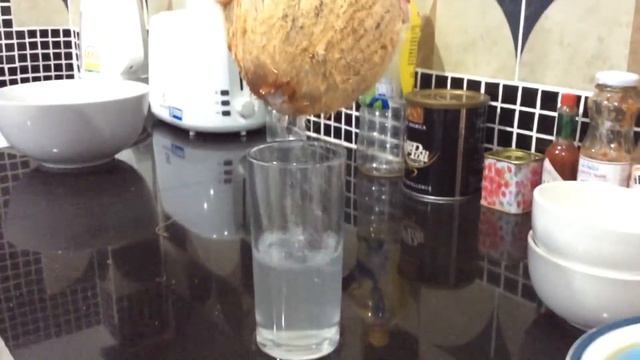 Подобрали возле дома кокос) смотреть онлайн