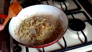 Тушеная капуста. Как просто потушить капусту.