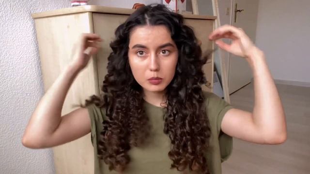 Афро кудри без плойки и утюжка?самый просто способ афро кудрей✨как я делаю кудри? смотреть онлайн