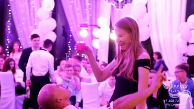 Заказать лучшее бармен шоу на свадьбу, праздник и юбилей в Москве - заказать шоу барменов на велком