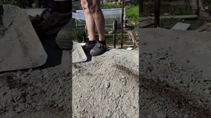 как замесить бетон в ручную без ванны